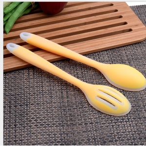 硅胶制品为什么会发黄，硅胶制品发黄原因【行业百科】