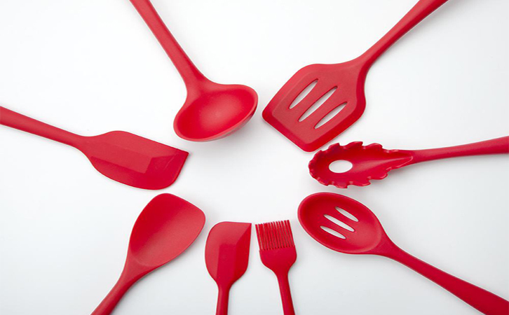 硅胶五金包胶厨具的使用注意事项和保养技巧 硅胶五金包胶厨具的使用注意事项和保养技巧