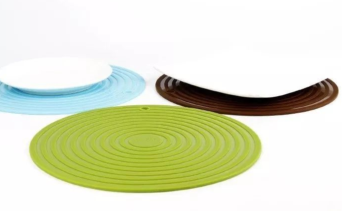 硅胶出油,硅胶出油的原因,为什么硅胶制品会出油 硅胶出油,硅胶出油的原因,为什么硅胶制品会出油