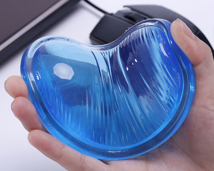 硅胶鼠标垫的特点,硅胶鼠标垫好用吗,硅胶鼠标碗垫贵吗 硅胶鼠标垫的特点,硅胶鼠标垫好用吗,硅胶鼠标碗垫贵吗