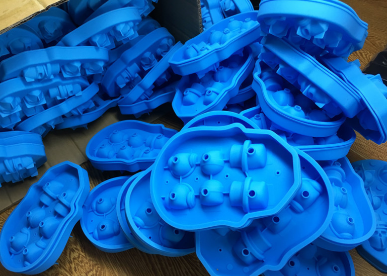 硅胶骷髅头冰格定制,定做硅胶骷髅头冰格工厂,东莞硅胶骷髅头冰格定制工厂 硅胶骷髅头冰格定制,定做硅胶骷髅头冰格工厂,东莞硅胶骷髅头冰格定制工厂