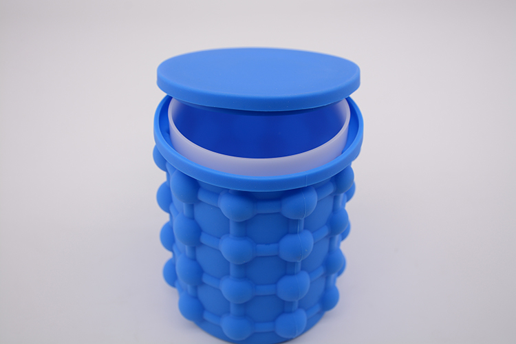 硅胶冰桶,硅胶制冰器,硅胶冰杯 硅胶冰桶,硅胶制冰器,硅胶冰杯