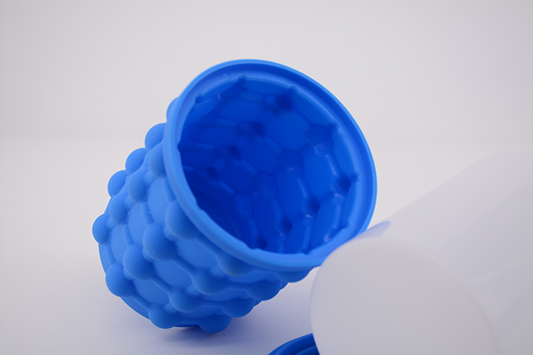 硅胶冰桶,硅胶制冰器,硅胶冰杯 硅胶冰桶,硅胶制冰器,硅胶冰杯