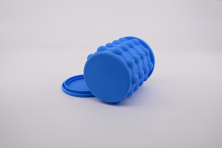 硅胶冰桶,硅胶制冰器,硅胶冰杯 硅胶冰桶,硅胶制冰器,硅胶冰杯