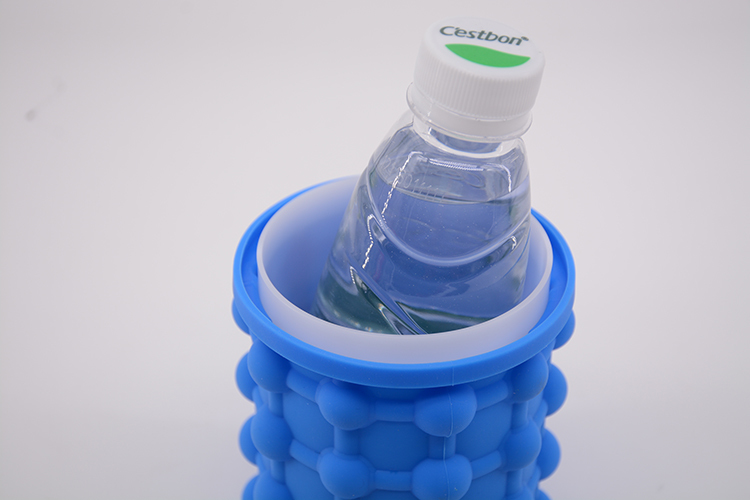 硅胶冰桶,硅胶制冰器,硅胶冰杯 硅胶冰桶,硅胶制冰器,硅胶冰杯